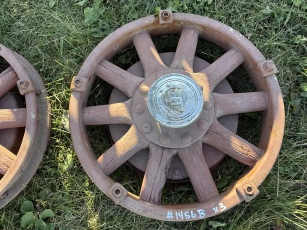 Antique Studebaker Wood Spoke Rims /EACH RIM