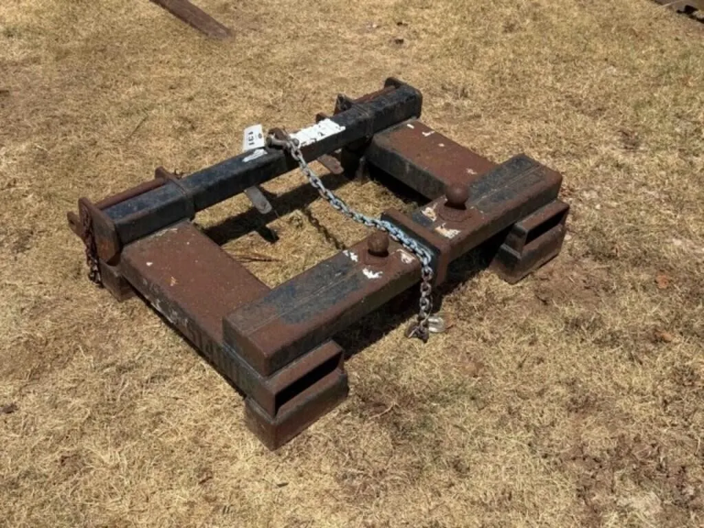 Pallet Fork Hitch Shuttle