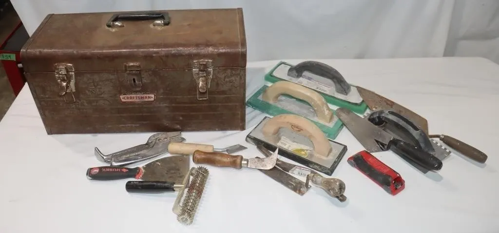 Craftsman Tool Box 20"x9"x9.5"And