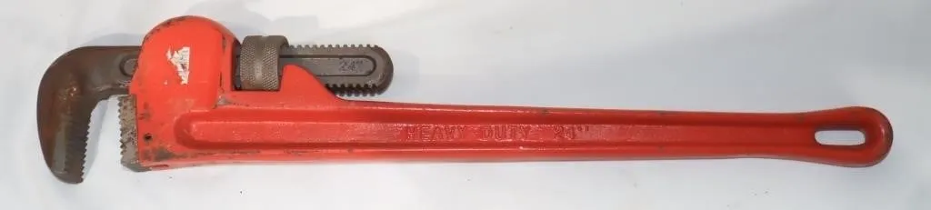 Heavy Duty 24" Pipe Wrench