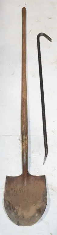 Long Handle Shovel And Wrecking Bar 35.5"L