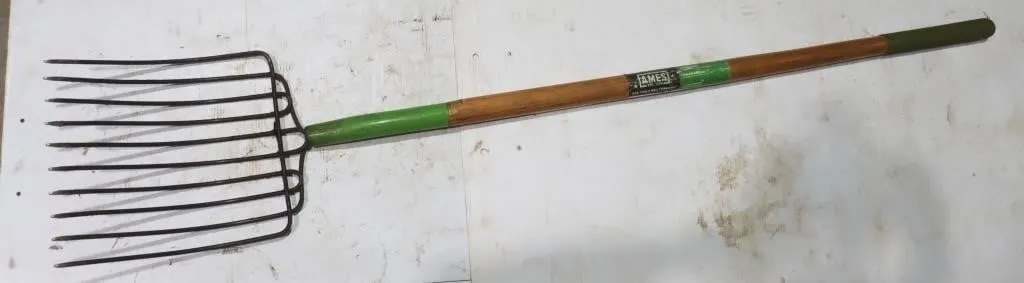 Ames Bedding 10 Tine Fork