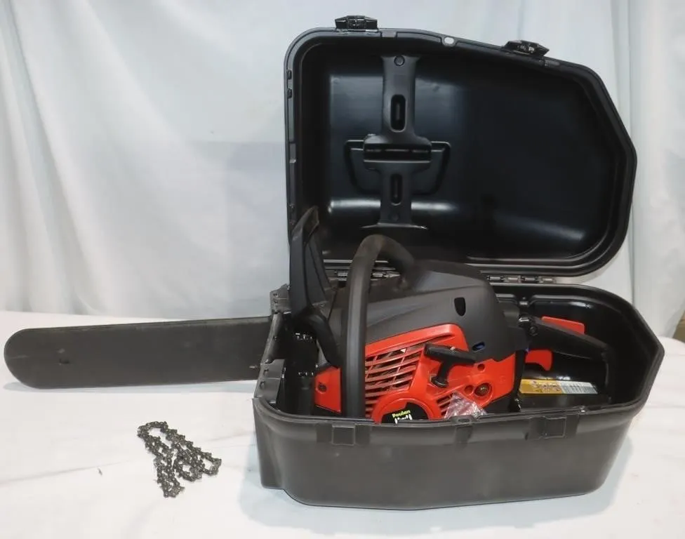Poulan Predator Chainsaw WORKS w/ Case &