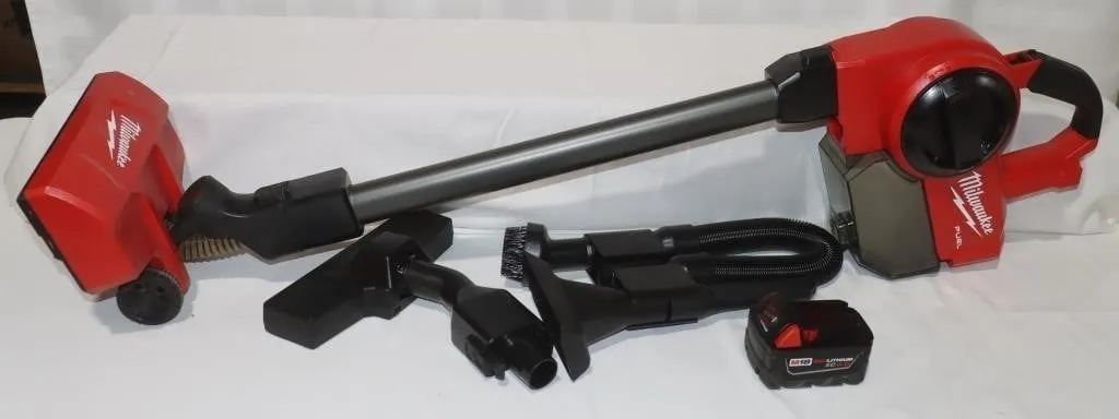 Milwaukee M18 Fuel Cordless Stick Vacuum w/