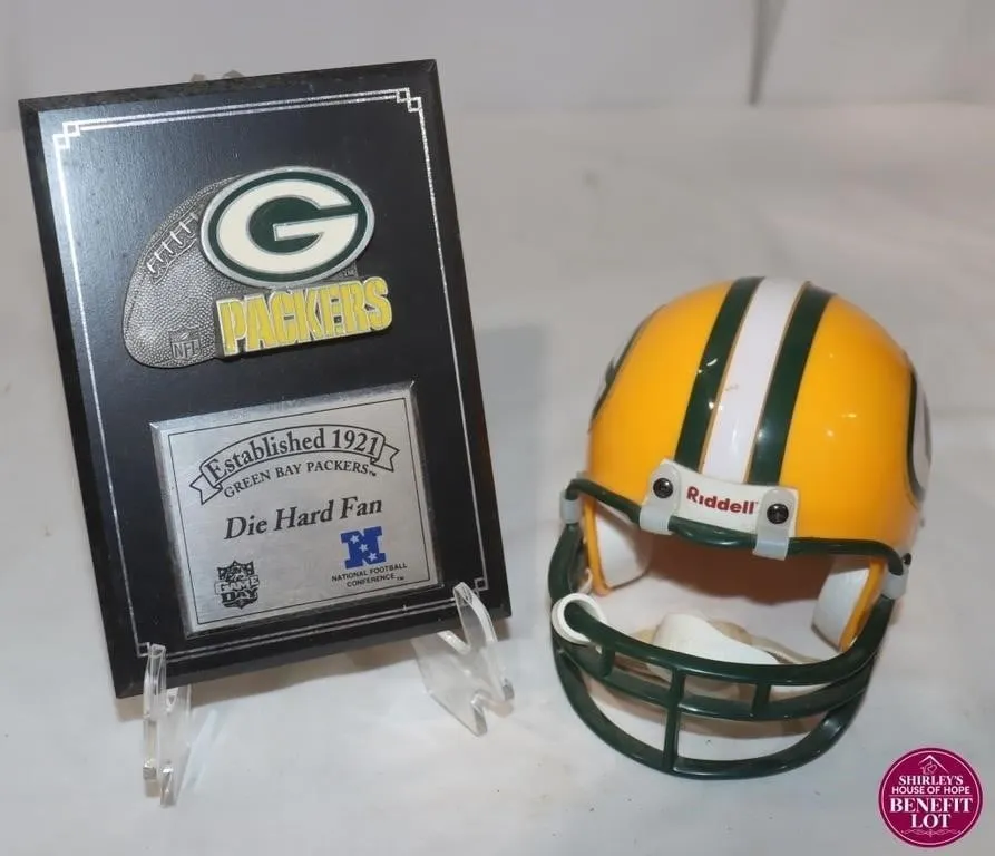 Riddell Packers Mini Helmet & Plaque