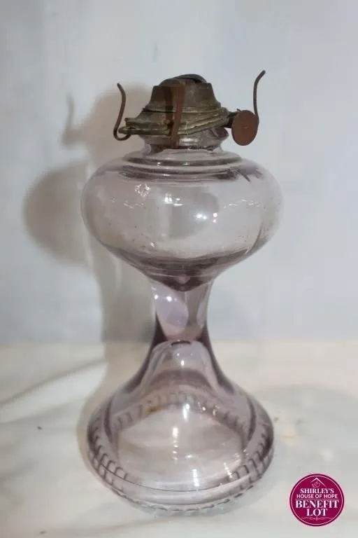 Vintage Eagle Light Purple Glass Oil Lamp
