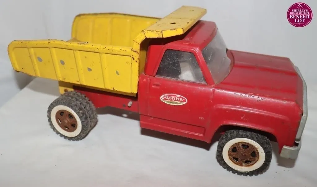 Vintage Tonka Dump Truck
