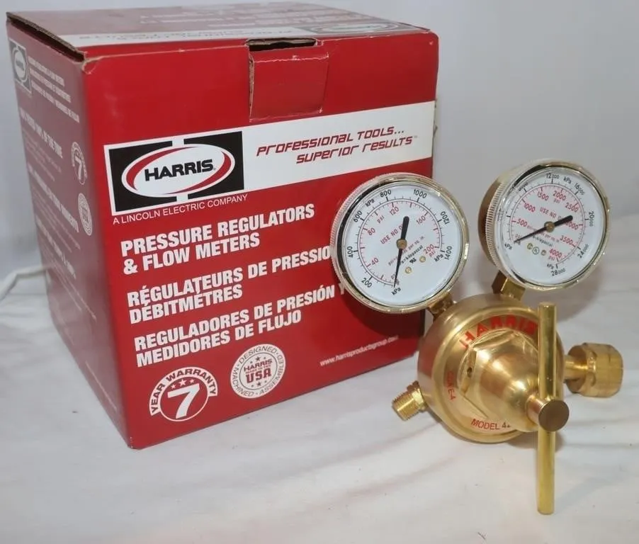 New Harris Model 425-125-350 Pressure Regulator