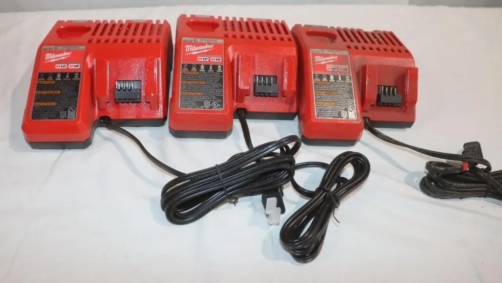 3 Milwaukee M12 M18 Battery Chargers