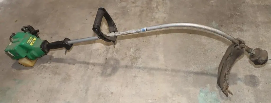 Weed Eater FeatherLite XT200 String Trimmer, Needs