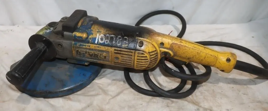 DeWalt D28494 7"/9" Angle Grinder Works