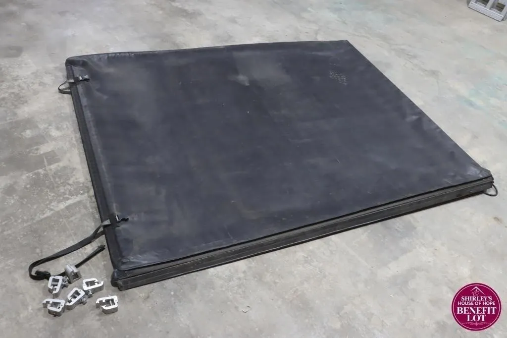 Roll-Up Tonneau Cover 2018 GMC Canyon Extended Cab