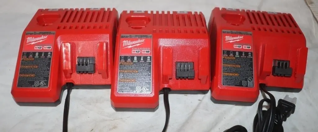 3 Milwaukee M12 M18 Battery Chargers