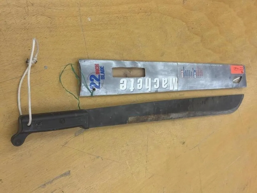 Machete- 22"