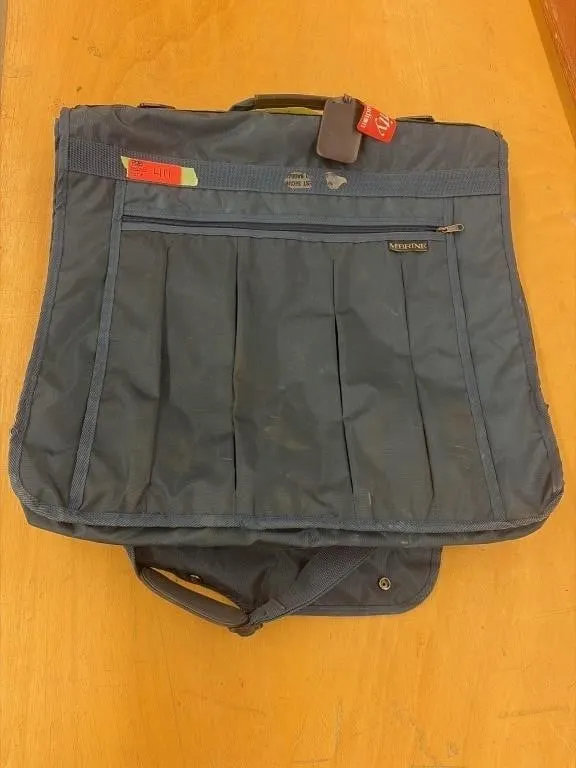 bi-fold travel garment bag