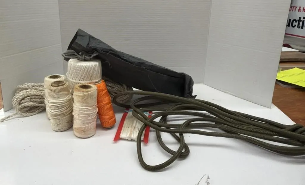 Various types Of Rope And String