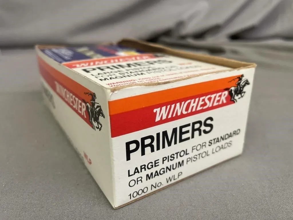 Box of 10 100-packs of Winchester Large Primers.