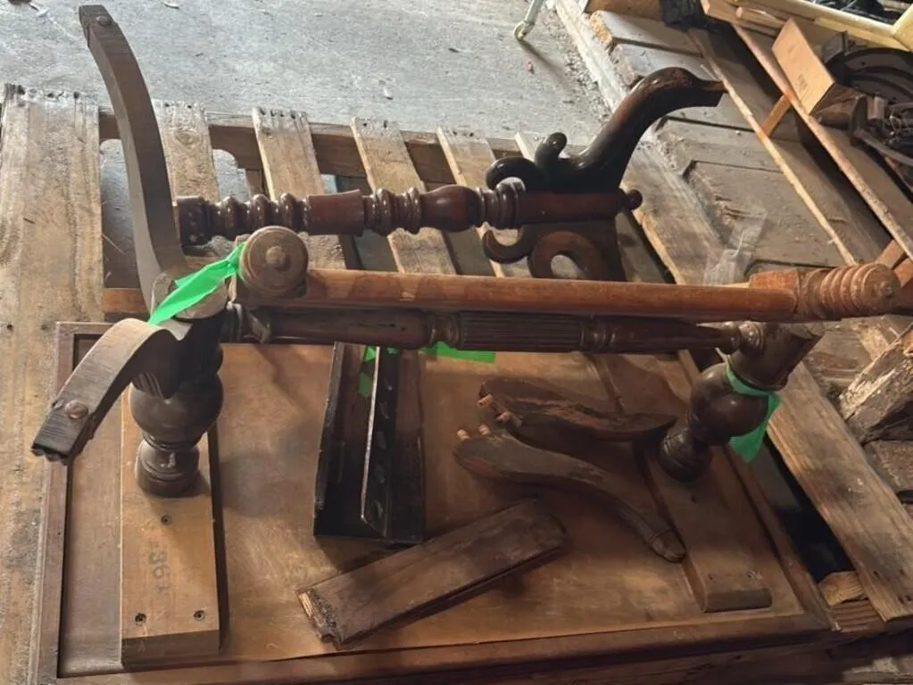 Asst. Antique Furniture Parts. *LYS *NO SHIPPING