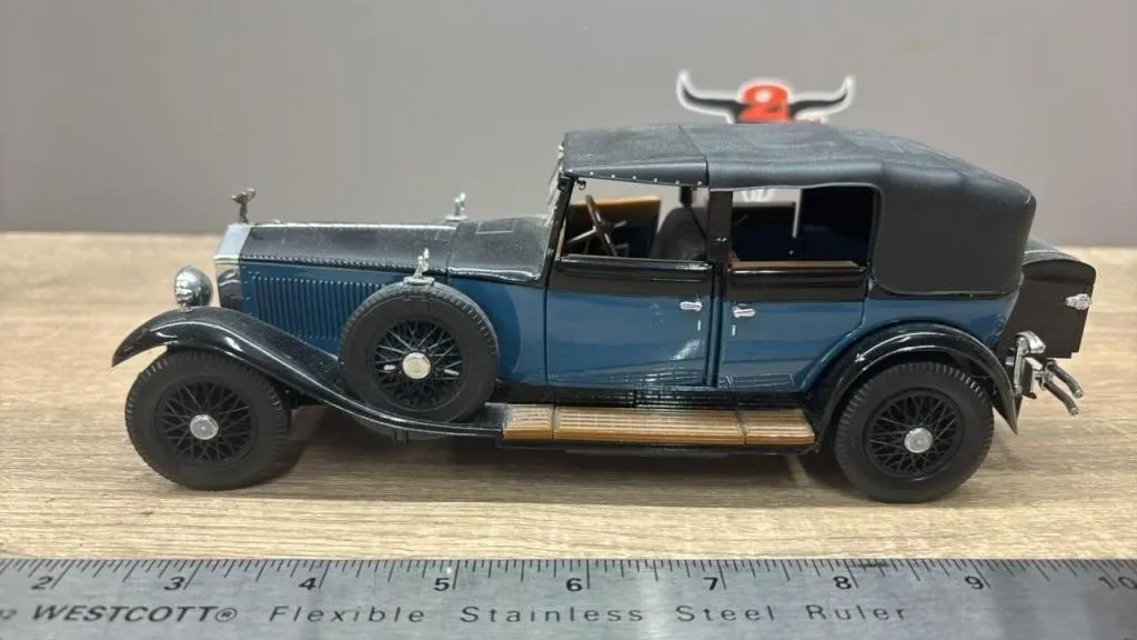 1929 Rolls Royce Phantom Die Cast 1:24 Car.