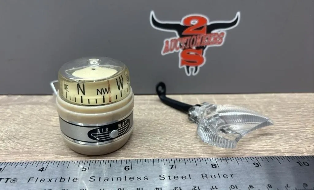 Vintage Air Way Compass w/Mount. *SC