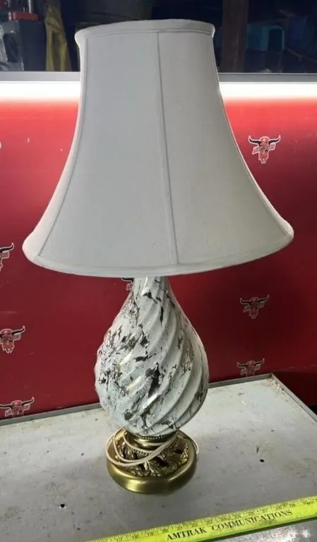 30"H Electric Lamp. #LY *NO SHIPPING
