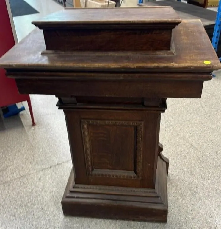 Vintage Oak Podium. 29"W x 20"D x 40"H.