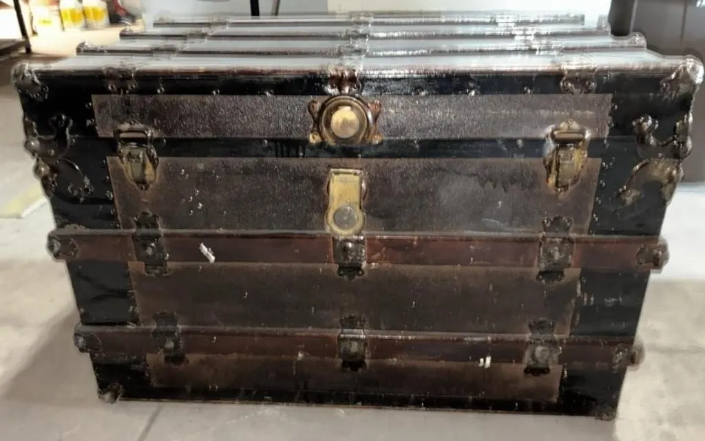 Antique Trunk. 34�W x 21�D x 22�H. *LY