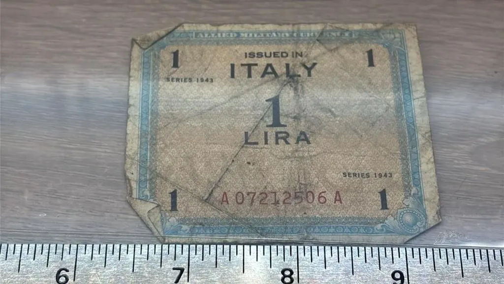 1943 1 Lira Allied Military Currency (AMC) .