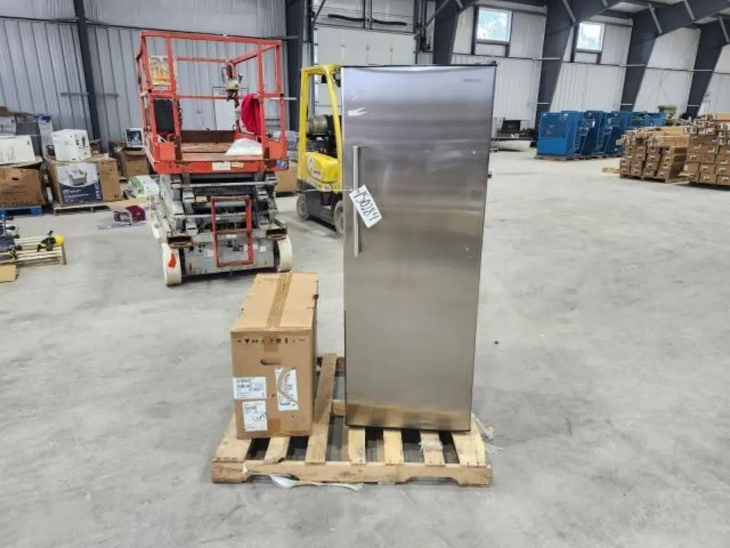 Vissani II Cu. Ft Fridge