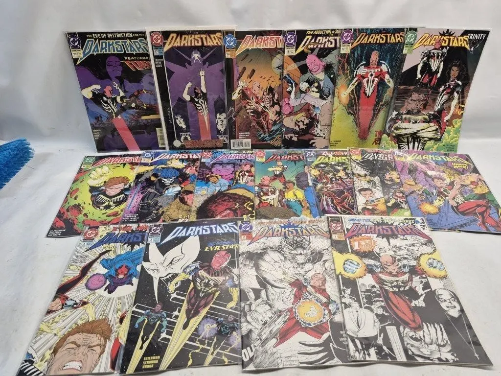 DC Darkstars Comic Book Lot