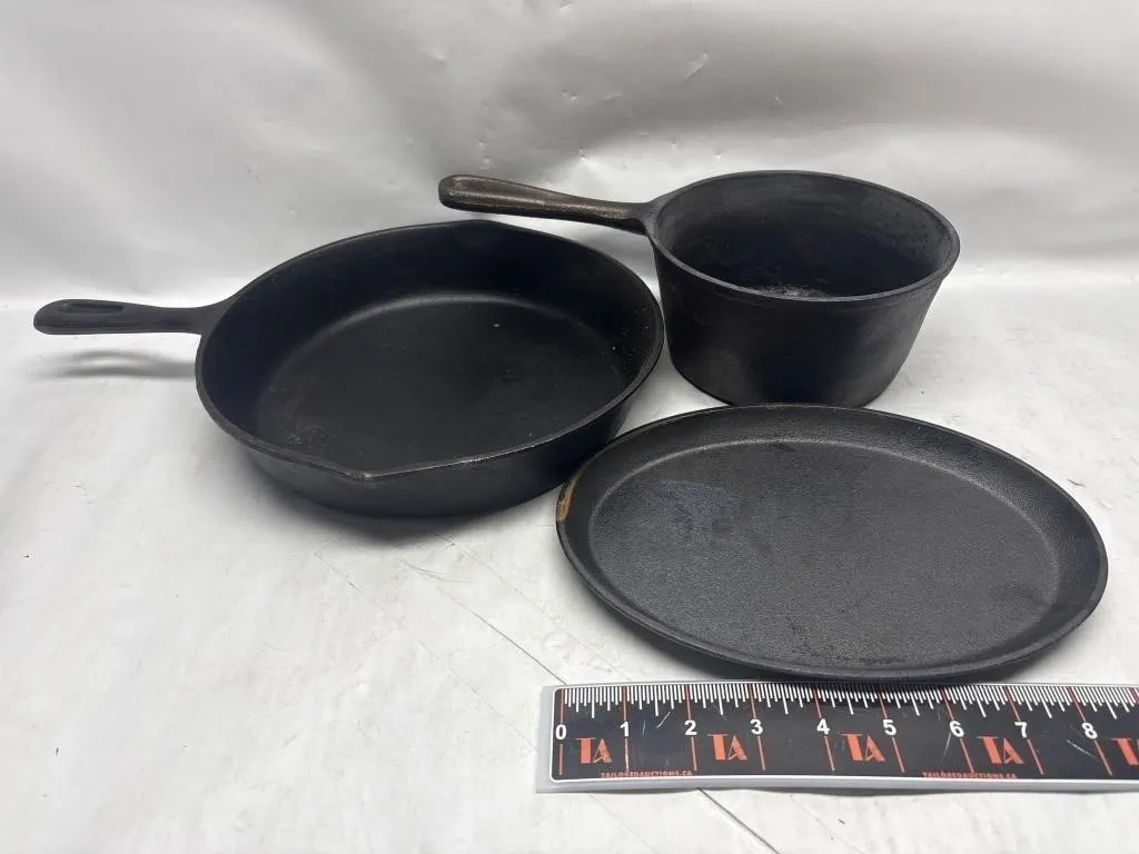Cast Iron Skillet, Saucepan & Oval Griddle Set