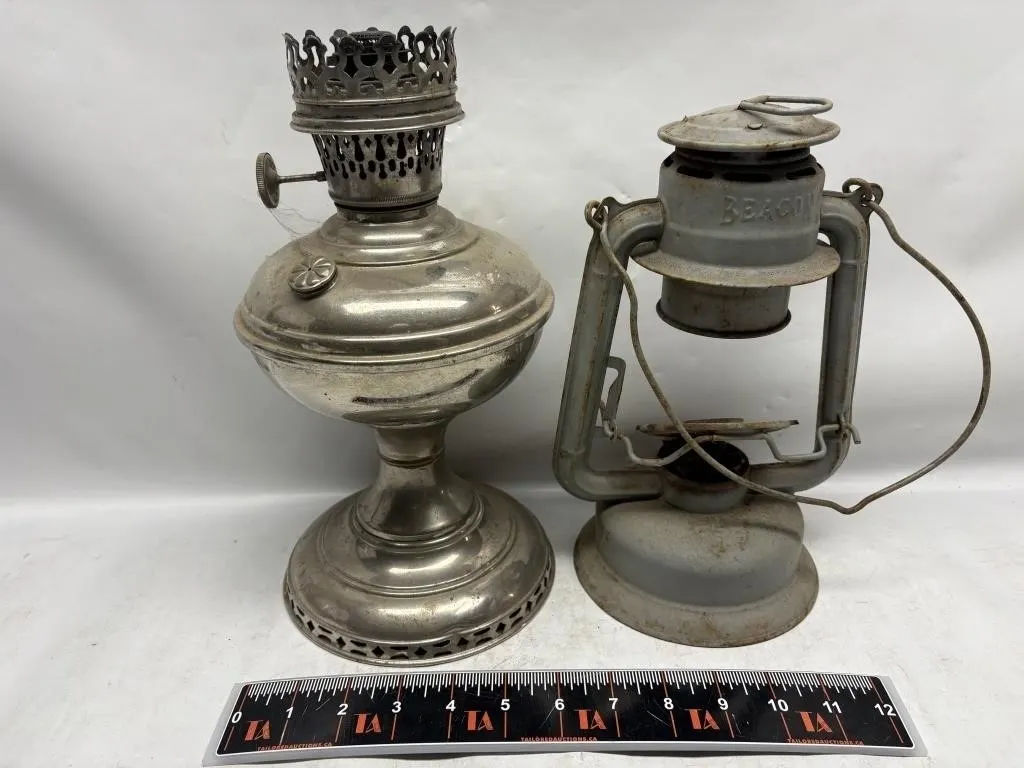 Aladdin Model No. 5 Oil Lamp & Beacon Lantern