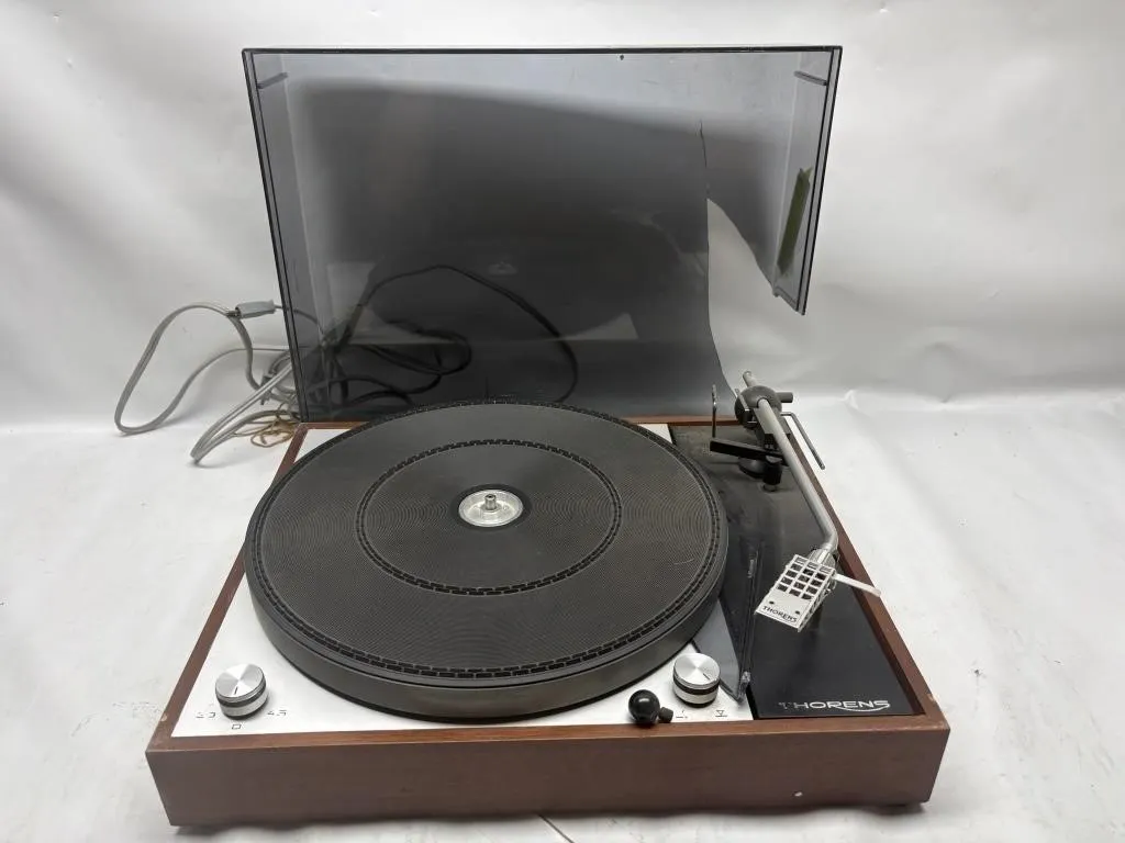 Thorens Turntable with Dust Cover