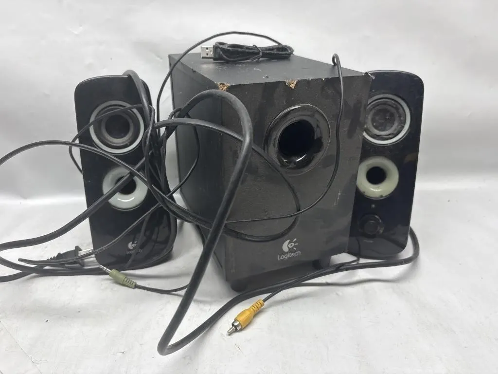 Logitech Z323 2.1 Computer Speaker System