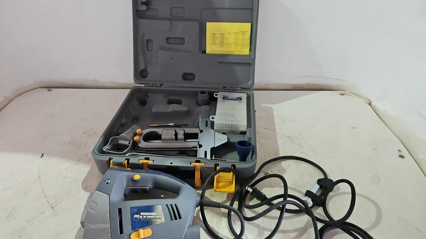 Mastercraft Serpentine saw