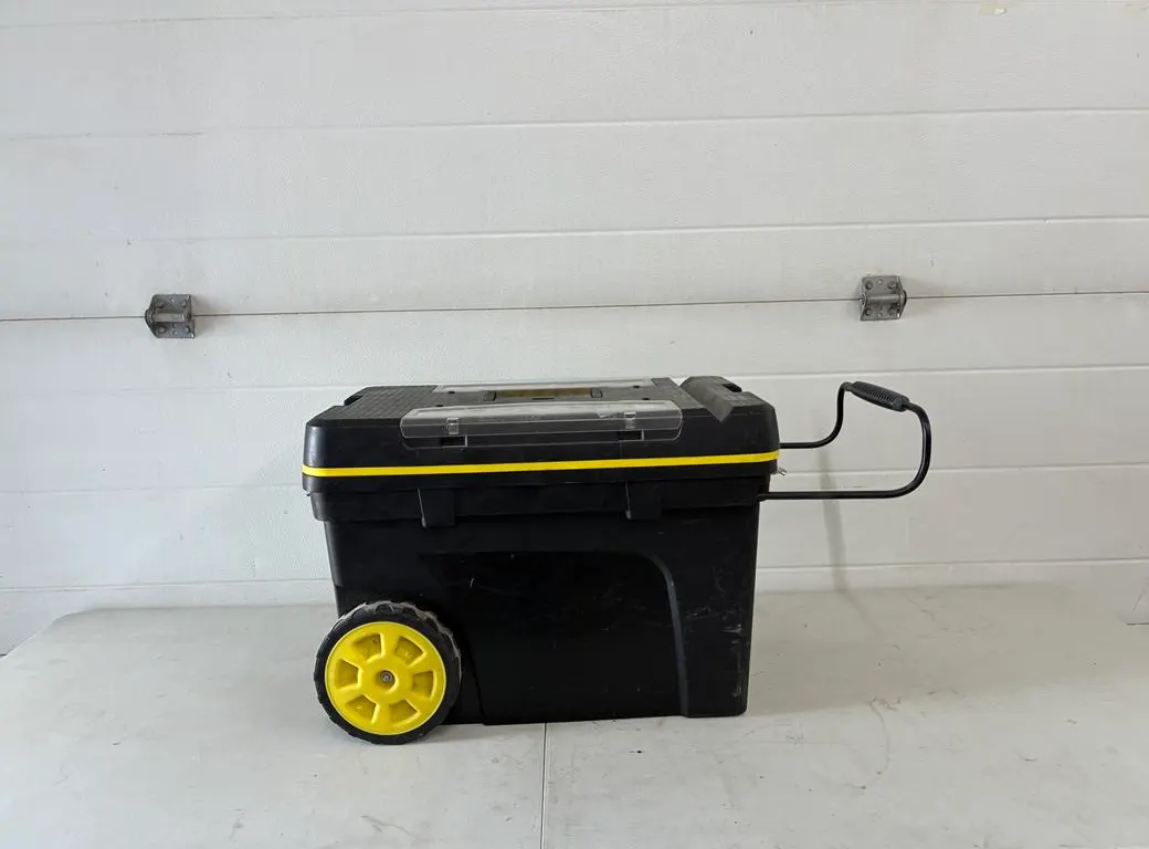 Stanley Rolling Tool Box