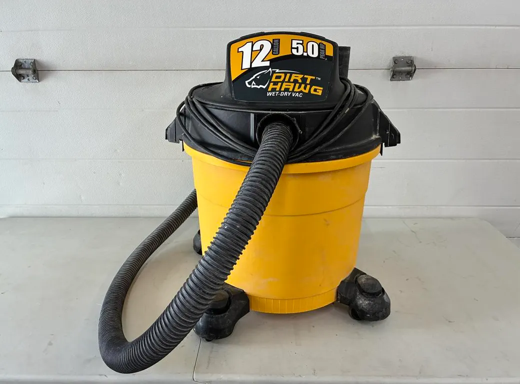 Dint Hawg 12 Gallon Shop Vacuum