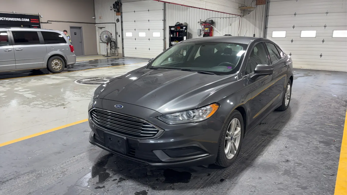 2018 Ford Fusion 4d Sedan FWD