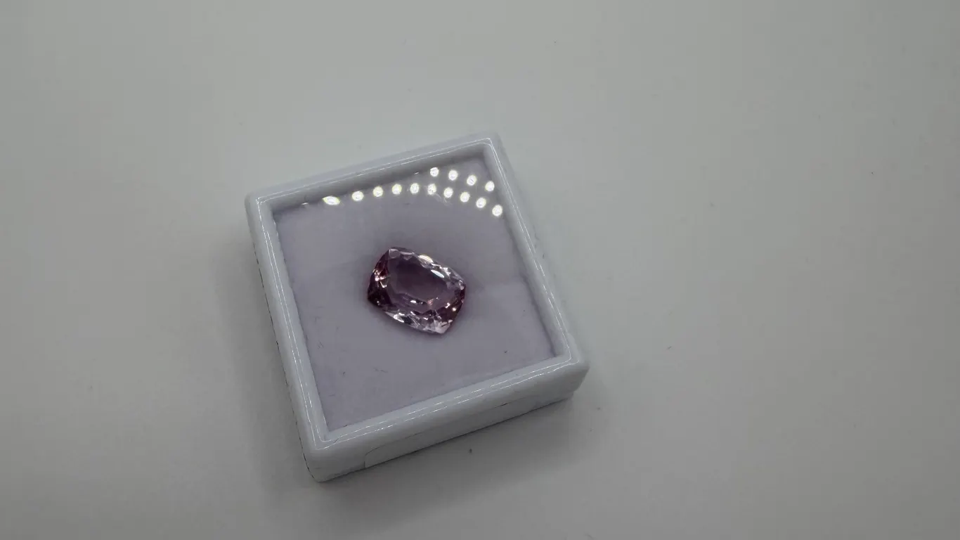 9.9ct Pink Amethyst-Untreated ~New!