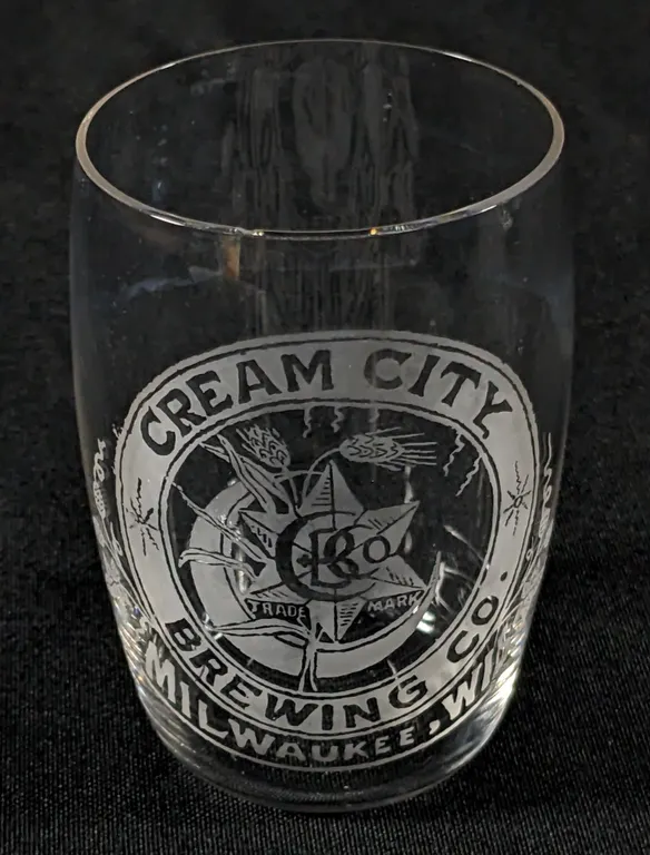 PRE PROHIBITION CREAM CITY BREWING MILWAUKEE WISCONSIN ETCHED BEER DRINKING GLASS