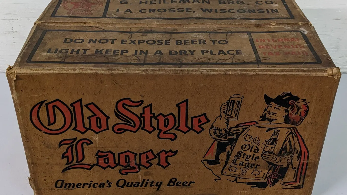 IRTP CARDBOARD CASE CRATE HEILEMANS OLD STYLE LAGER BEER LA CROSSE WISCONSIN