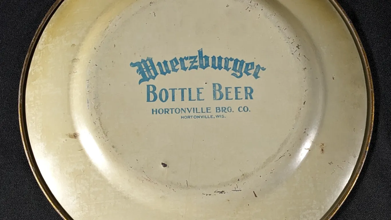 PRE PROHIBITION DRESDEN ART PLATE TIN LITHO TRAY WUERZBURGER BOTTLE BEER HORTONVILLE WISCONSIN