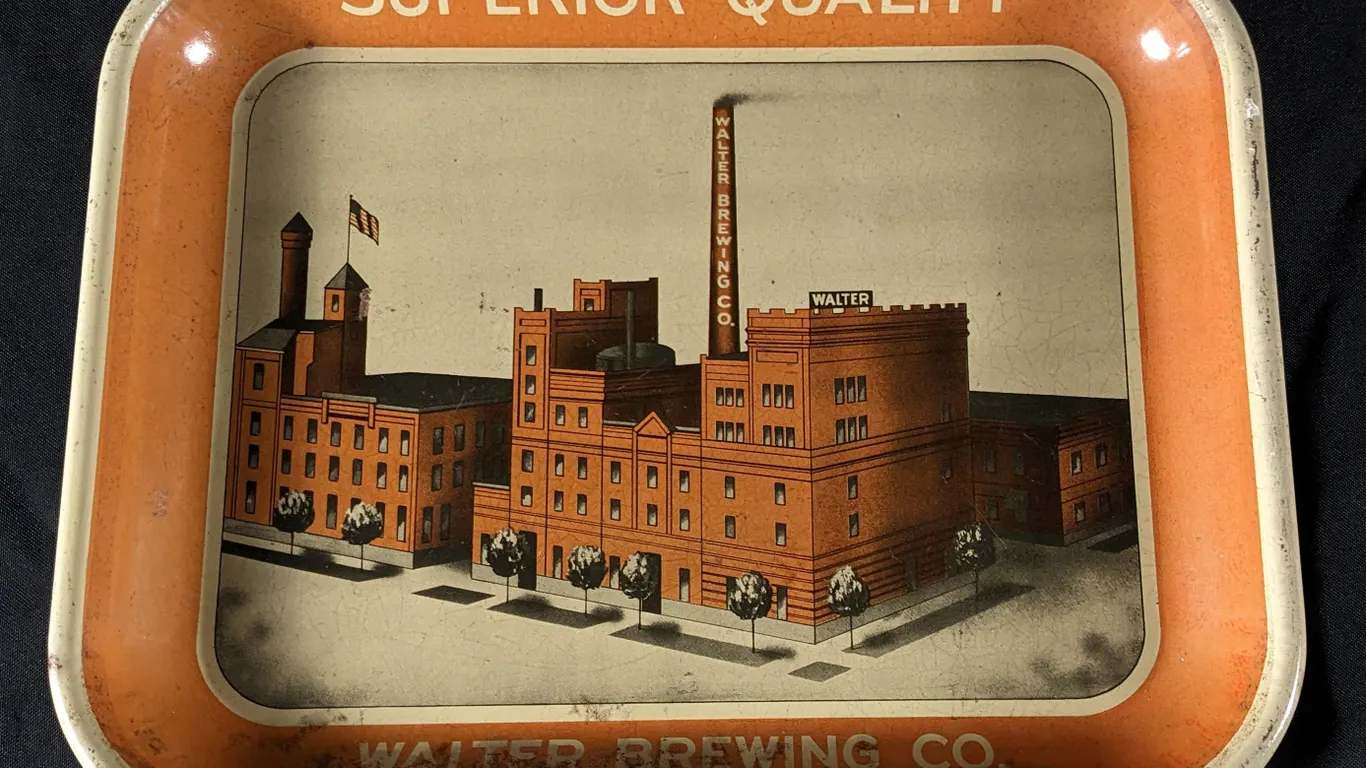 BEER TRAY SUPERIOR QUALITY WALTER BREWING EAU CLAIRE WISCONSIN.