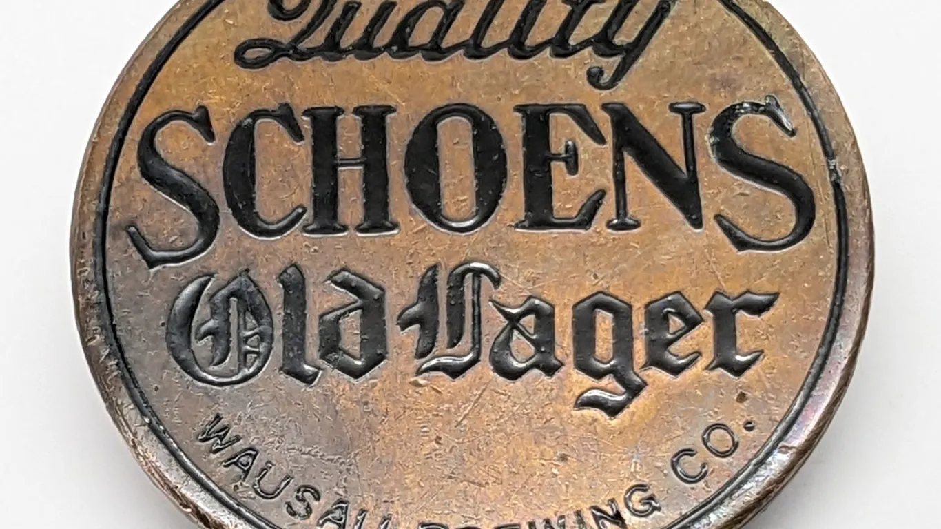 BALL TAP KNOB INSERT QUALITY SCHOEN'S OLDLAGER BEER WAUSAU WISCONSIN