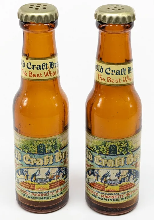 MINI BEER BOTTLE SALT & PEPPER SHAKERS OLD CRAFT BREW MENOMINEE MARINETTE BREWING MICHIGAN