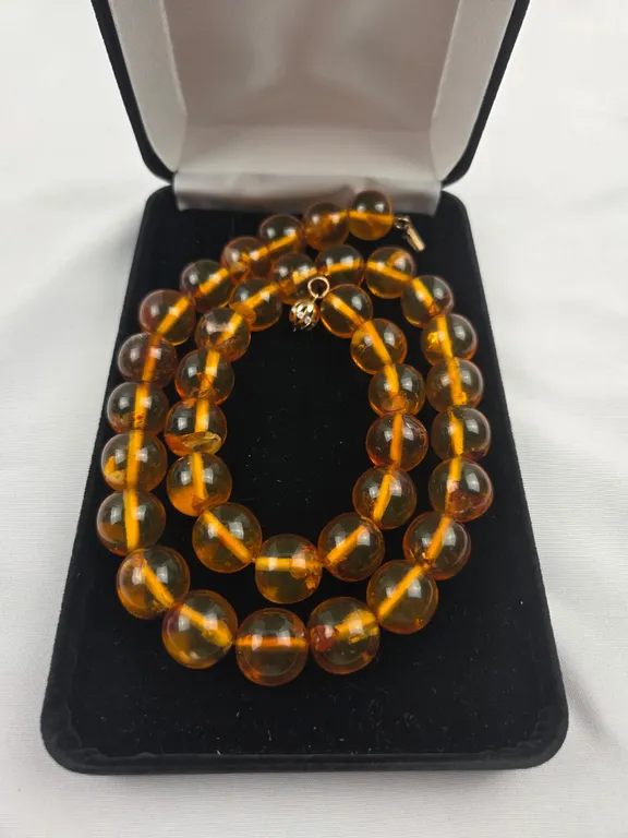 9kt Gold Clasp Amber Necklace