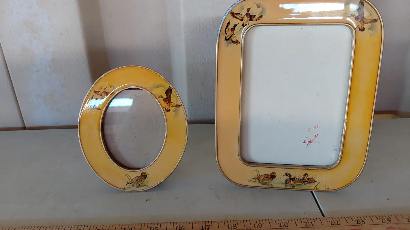 2 Vintage The Bucklers Inc Enamel Picture Frames, Duck Design (Sq. Frame Missing Glass)