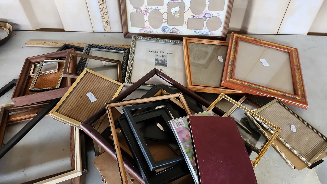 Assorted Picture Frames