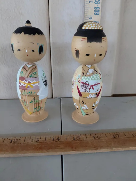 Vintage Japanese Kokeshi Bobblehead Dolls, Wooden 5.5" Tall