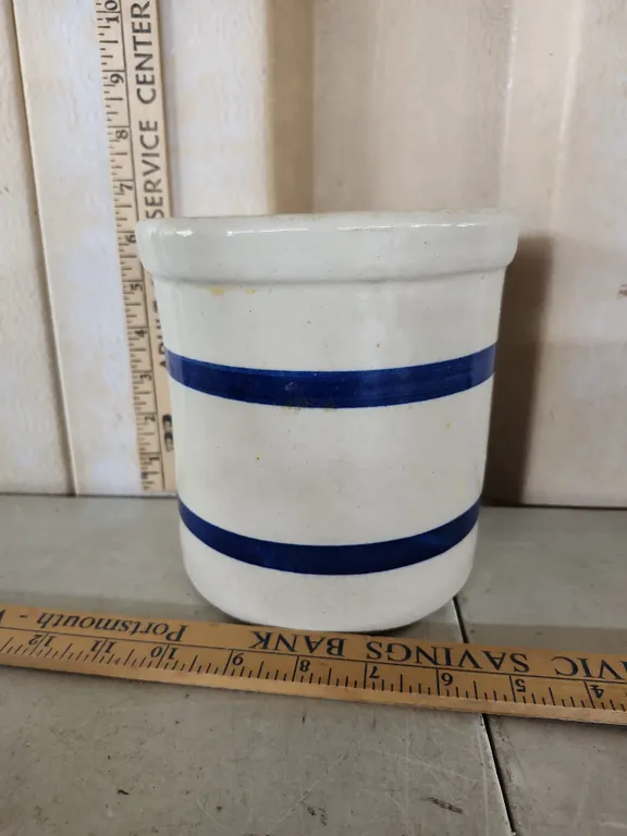 Robinson Ransbottom Roseville, Oh 2 qt. High Jar